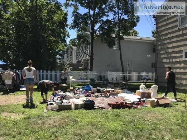 Yard Sale in Port Washington