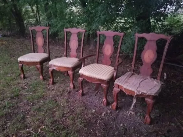 Chairs vintage rustic old - 85