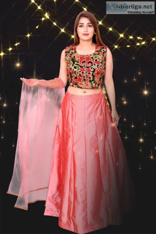 Ladies Ethnic Wear Manufacturers