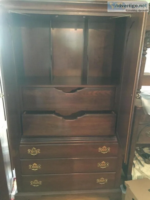 Dresser Cherry