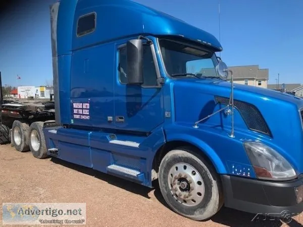 2014 Volvo VNL780 Sleeper Semi Tractor For Sale in Antigo Wiscon