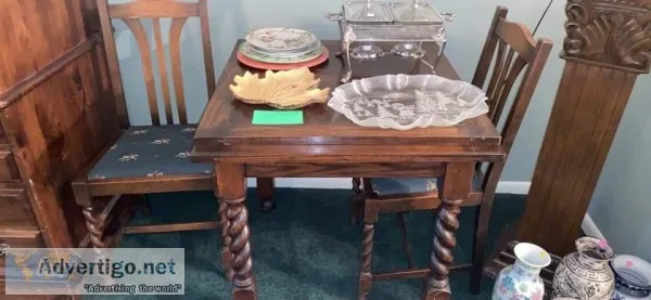 Moving sale