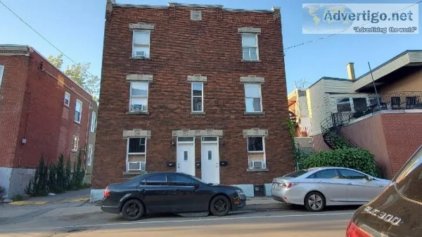 Triplex ideal location  Very good income in Verdun
