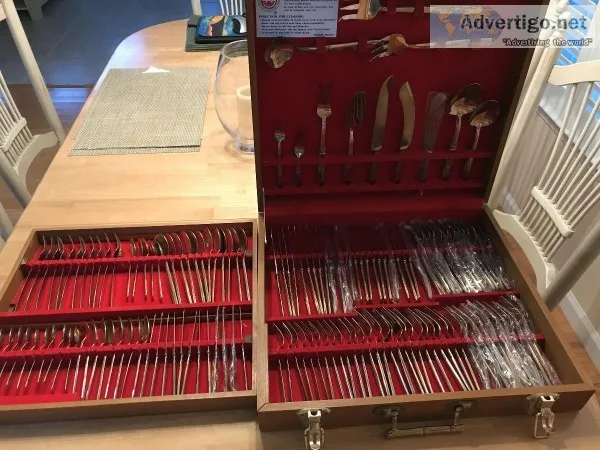 VINTAGE 142 PIECE THAILAND FLATWARE SERVICE SET BANGKOK SILVERWA