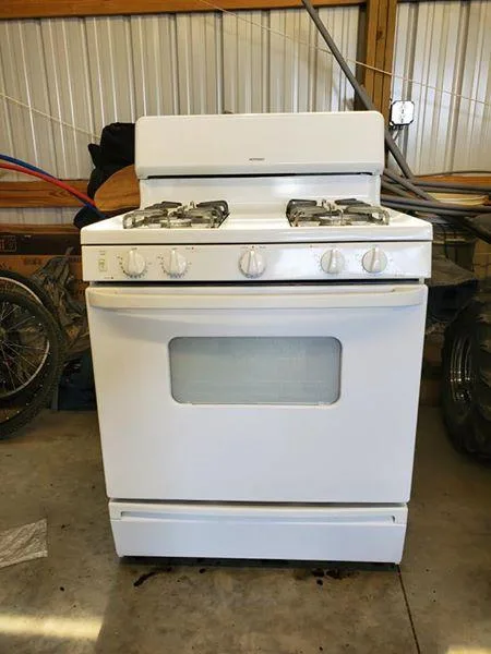 GasPropane Range Great Condition