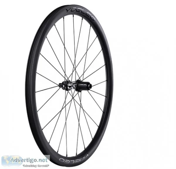 Gravel carbon wheels
