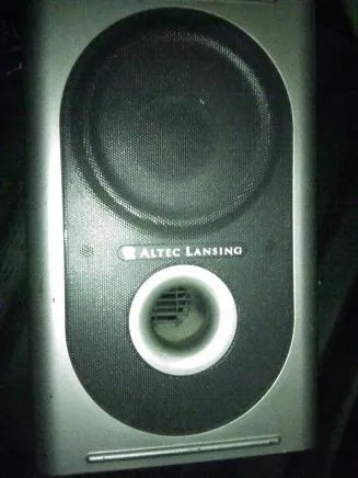 Altec Lansing Amplified Speaker in Great Condition ONLY 6