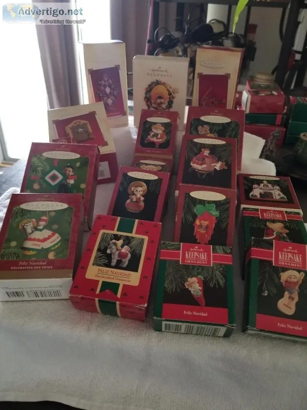 Feliz Navidad Hallmark Keepsake Ornaments