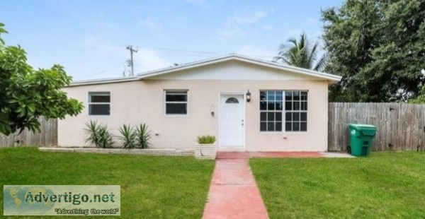 1131 NE 211th St Miami FL 33179
