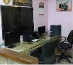 3rd floor flat100 Sqyd at Delhi gate bazar55 lakhs
