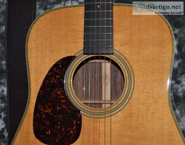 Buy and Sell Acoustic Guitars - Martin HD-28V Left Handed 2006 H