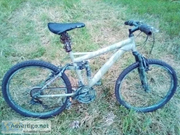 MONGOOSE 24&quot FULL SUSPENSION BIKE