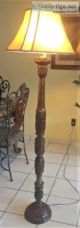 Wood Carved Floor  Standing Lamp w Shade