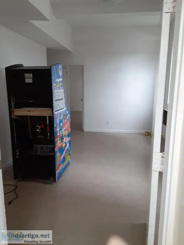 Gorgeous apt for rent in a great building