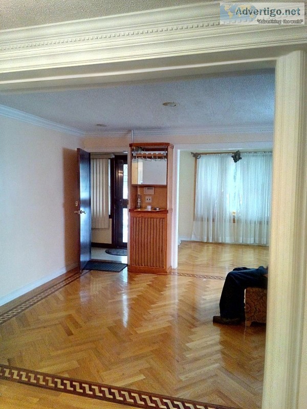 Spectacular apt 2 bedrooms first flr Woodside 61stNorthern Blvd