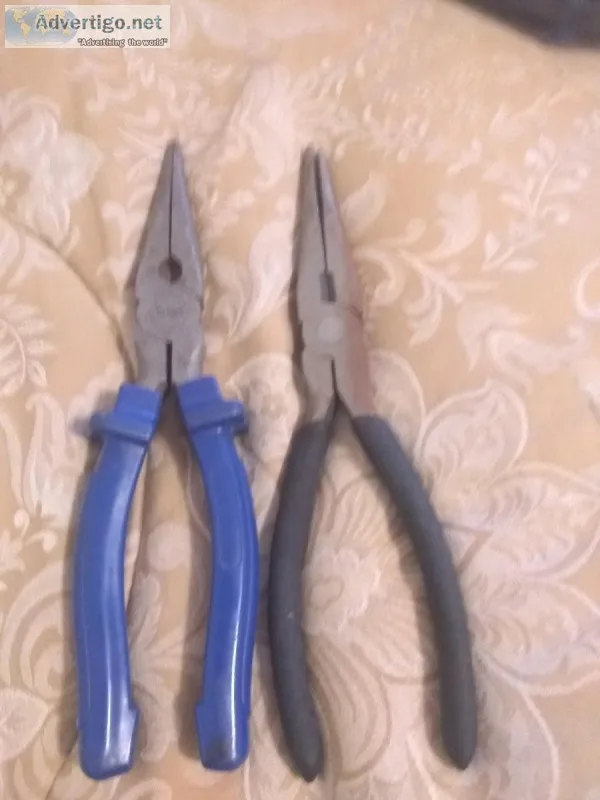 2 Needle Nose plyers