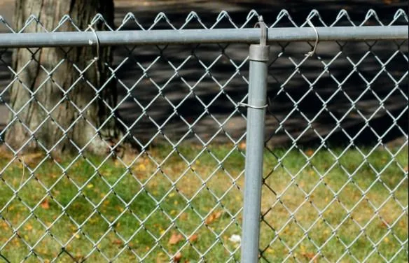 Don&rsquot Compromise With The Quality Of Your Fence Contact SK 