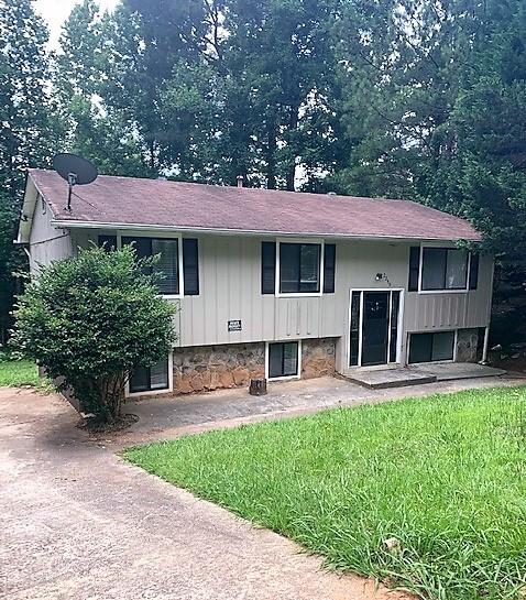 2249 Cherokee Valley Cir Lithonia GA 30058