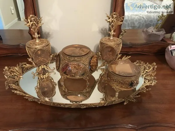 VINTAGE CHERUB FRENCH STYLE FILAGREE VANITY 7 PIECE SET