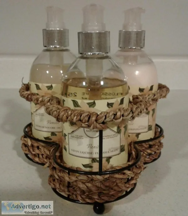 LE JARDIN VANILLA SOAP and LOTION GIFT SET-NEW