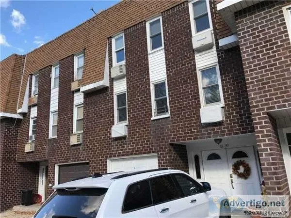 (ID1380865) Sunny 3rd Fl 3 Br Apt In Bayside For Rent 2600