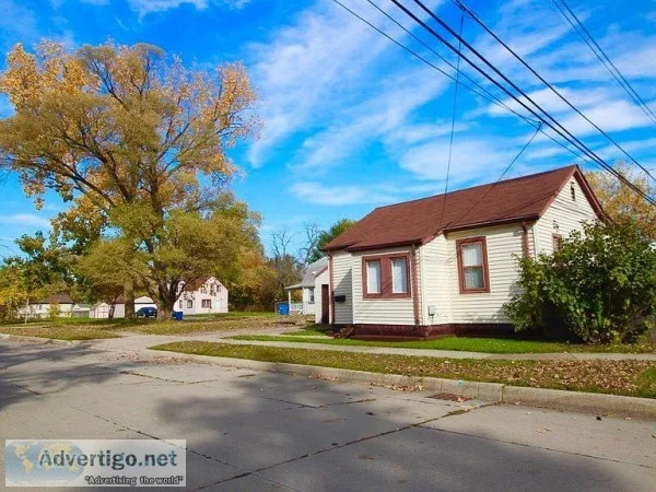 this beautiful 2 bedroom home is ready for your family