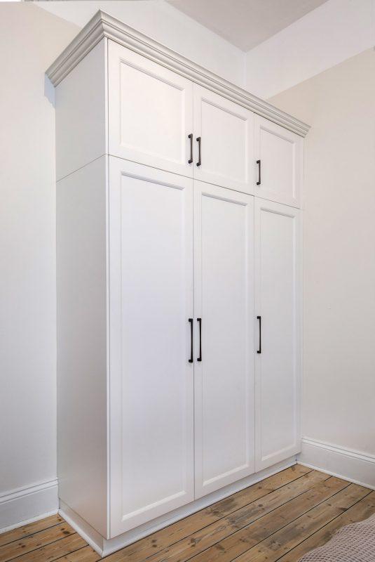 Get The Best Custom Desizned wardrobe for Home.