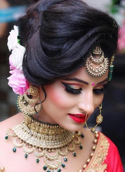 Look Beautiful on Your Engagement Day With Mbm Makeup Studio