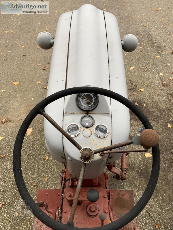 1957 Ford 960 Tractor