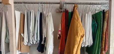 Noida Dry Cleaners  Call at 91 9205353617  Cheapest Dry Cleaning