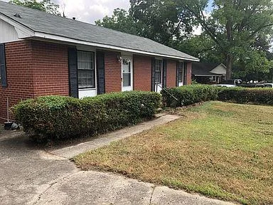 Single family house for rent.