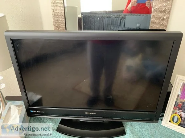 Emerson 32 inches Tv Hdtv