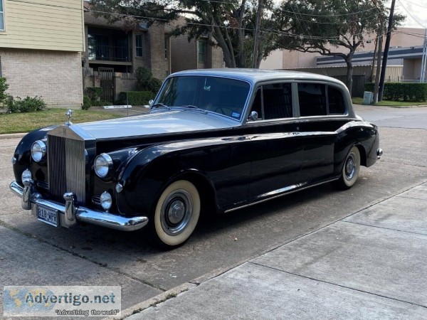 23571 1961 Rolls Royce Phantom V