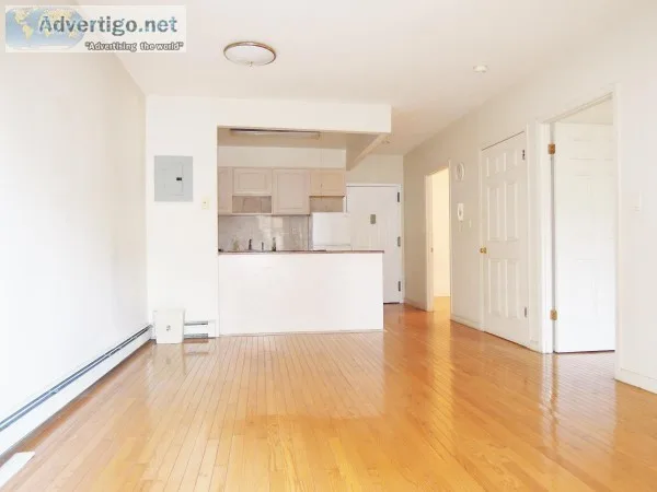 True 2bedroom Condo wDoorman Balcony Elev and Ldry
