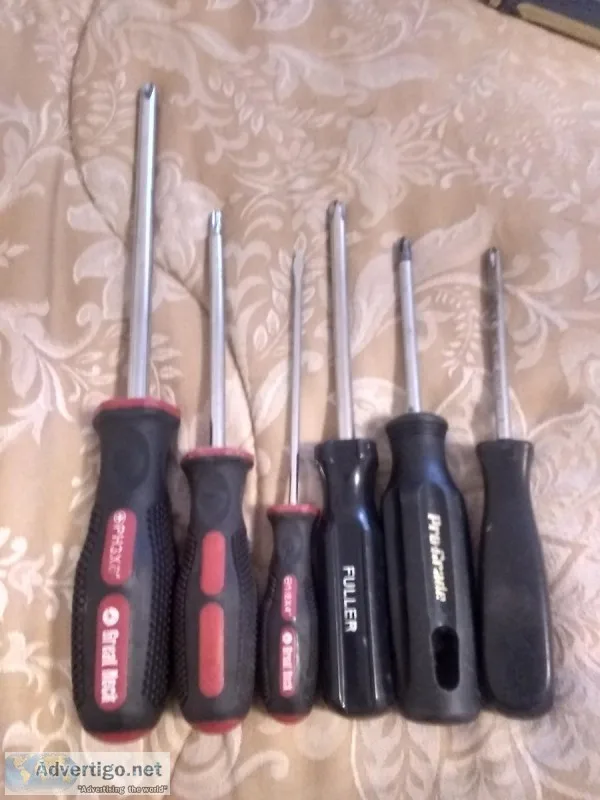 6 Screw drivers