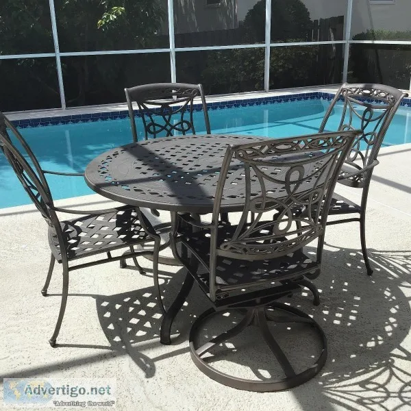Outdoor Dining Set