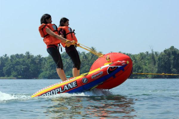 Get the Most Exciting and Affordable Goa Water Sports Packages