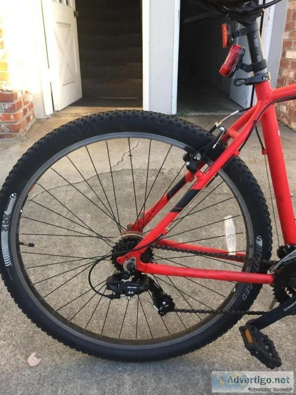 Mountain Bike  TREK MARLIN 4