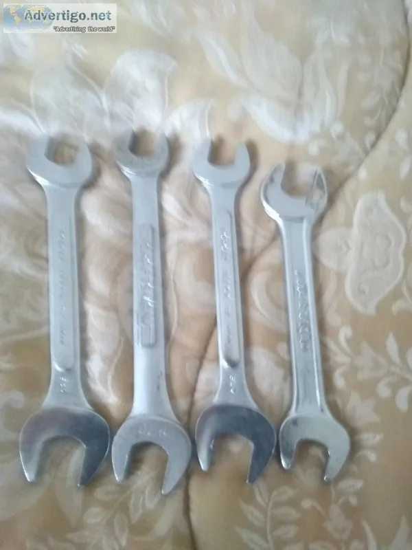 4 open ended wrenches