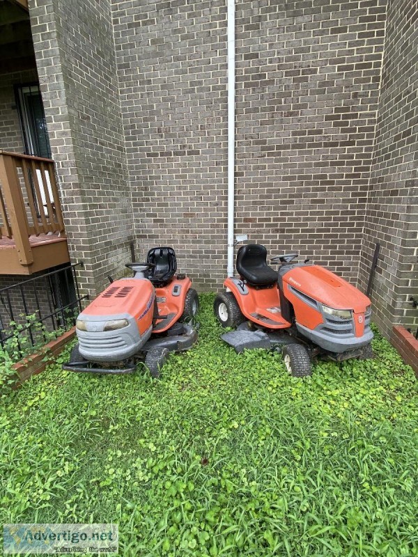 2 Lawn Mowers - Husqvarna