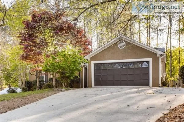 10 Stonehaven Dr Newnan GA 30265