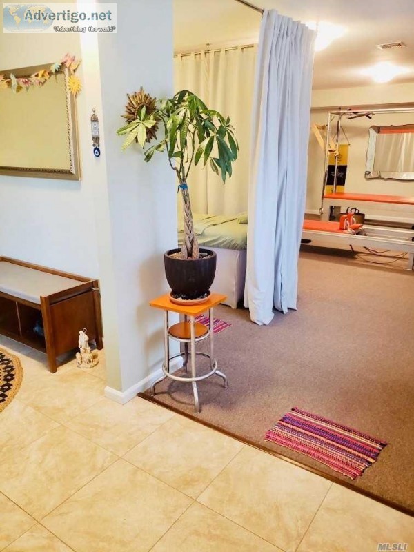 (ID 1378845) 1050 Sq Ft Community Facility In Whitestone For Ren