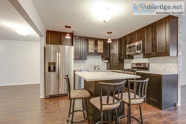 Very well kept 3 Bedrooms 2.5 Baths Ranch in Mundelein