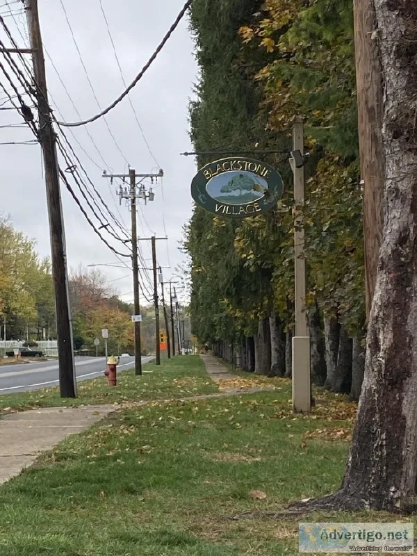 Beautiful 3 Bed 1.5 Bath End Unit Condo wAttached Garage