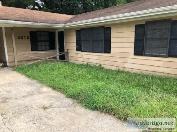 5815 Bearing Way College Park GA 30349