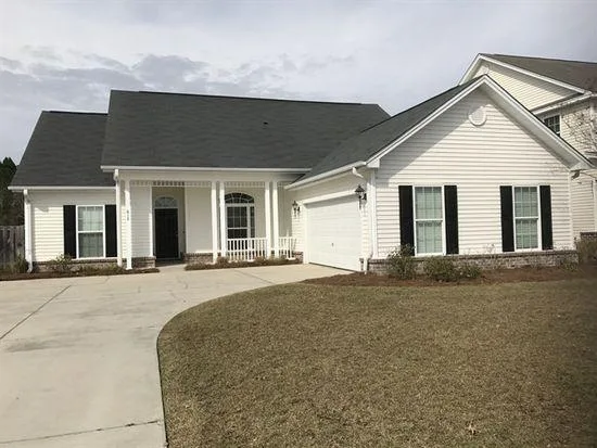 612 Stonebridge Cir Savannah GA 31419