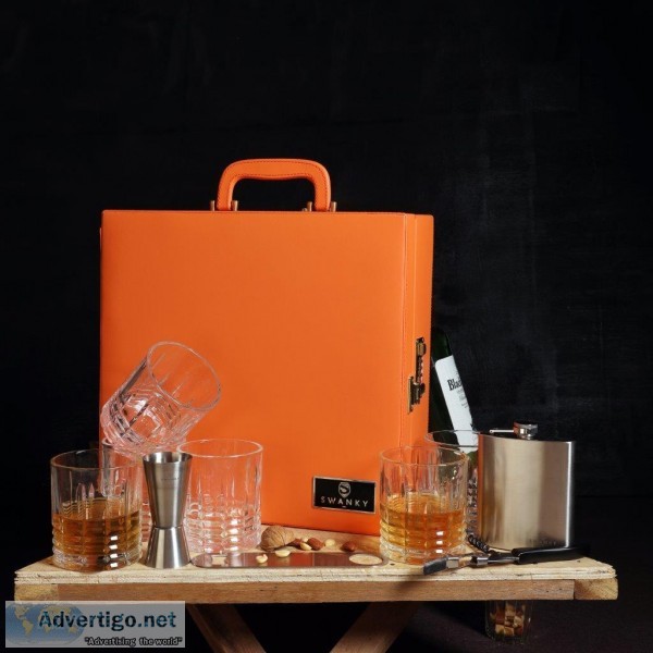 Swanky Whisky Case Set  Portable Bar Case Set Online
