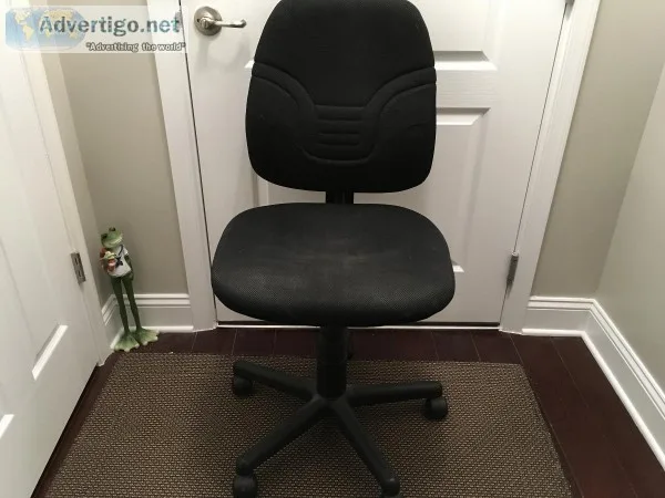 Computer desk chair