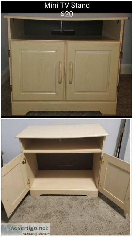 Mini TV Stand