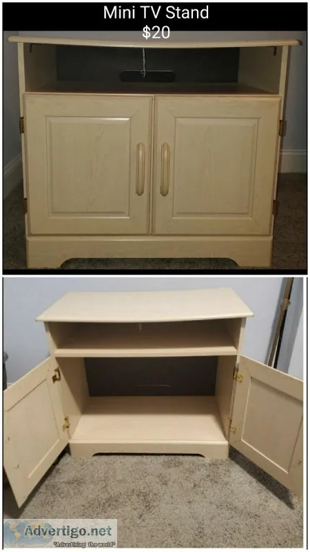 Mini TV Stand